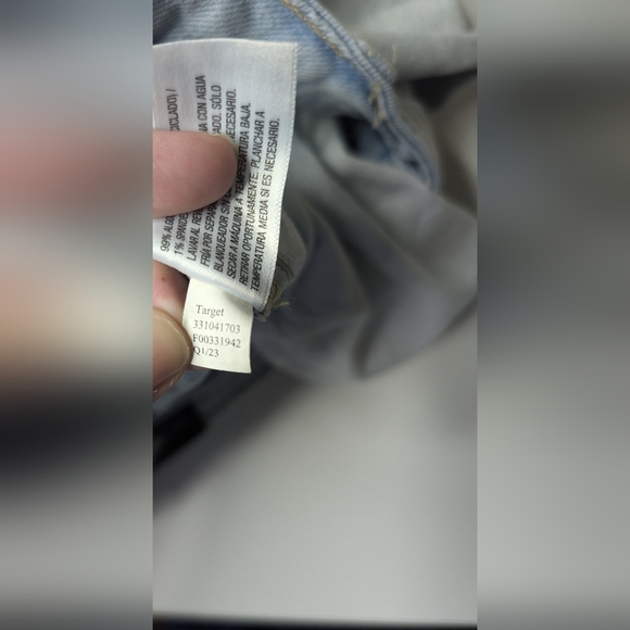 SEE DETAILS NWT - Wild Fable Size 16 Super High-Rise Tapered Jean Ultra Light - Picture 9 of 14